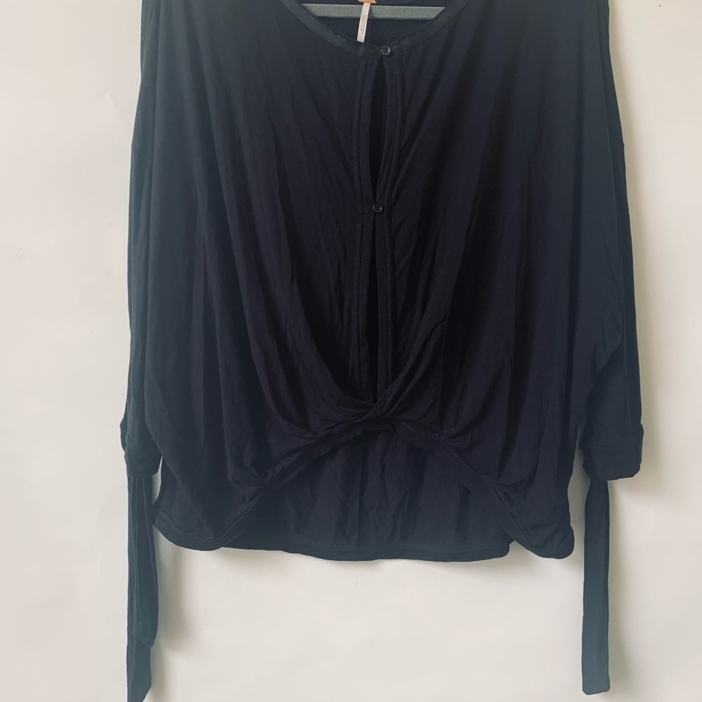 Free People Keepin on Tie Sleeve Tee Size S
